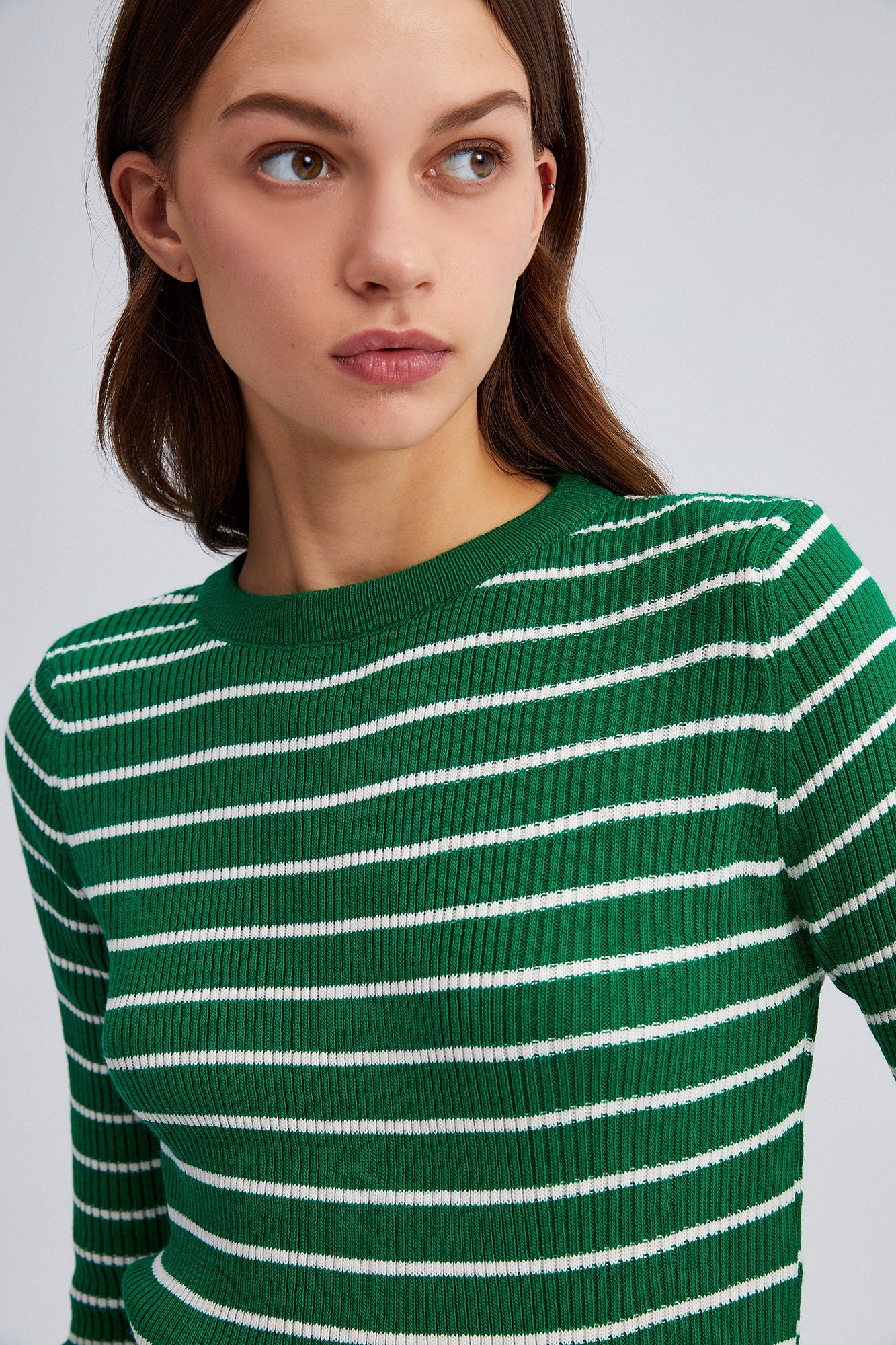 STRIPED RIBBED KNIT SWEATER