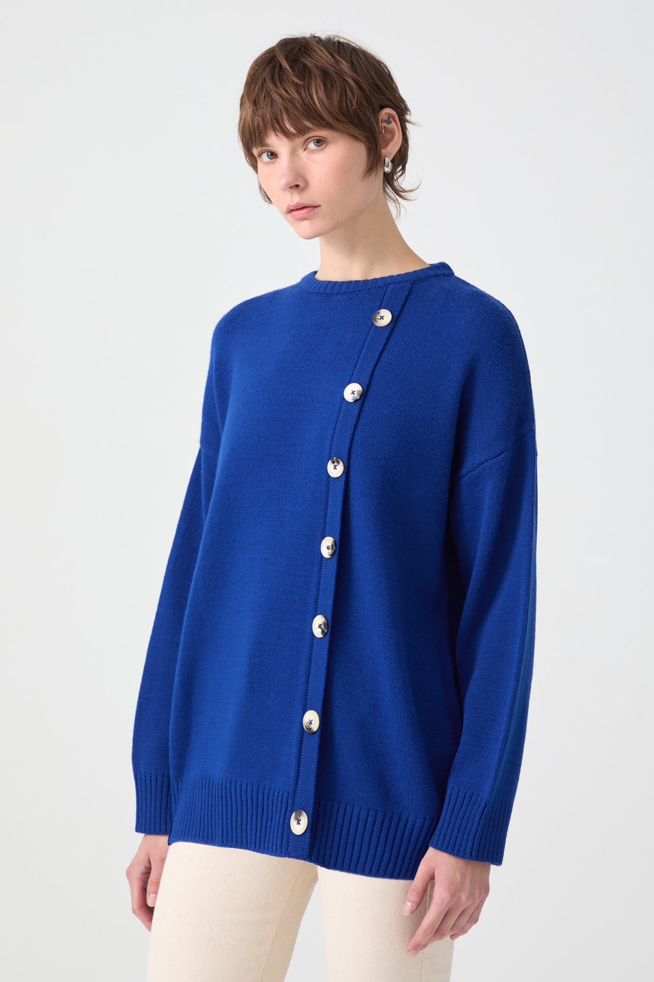 SWEATER WITH BUTTONS