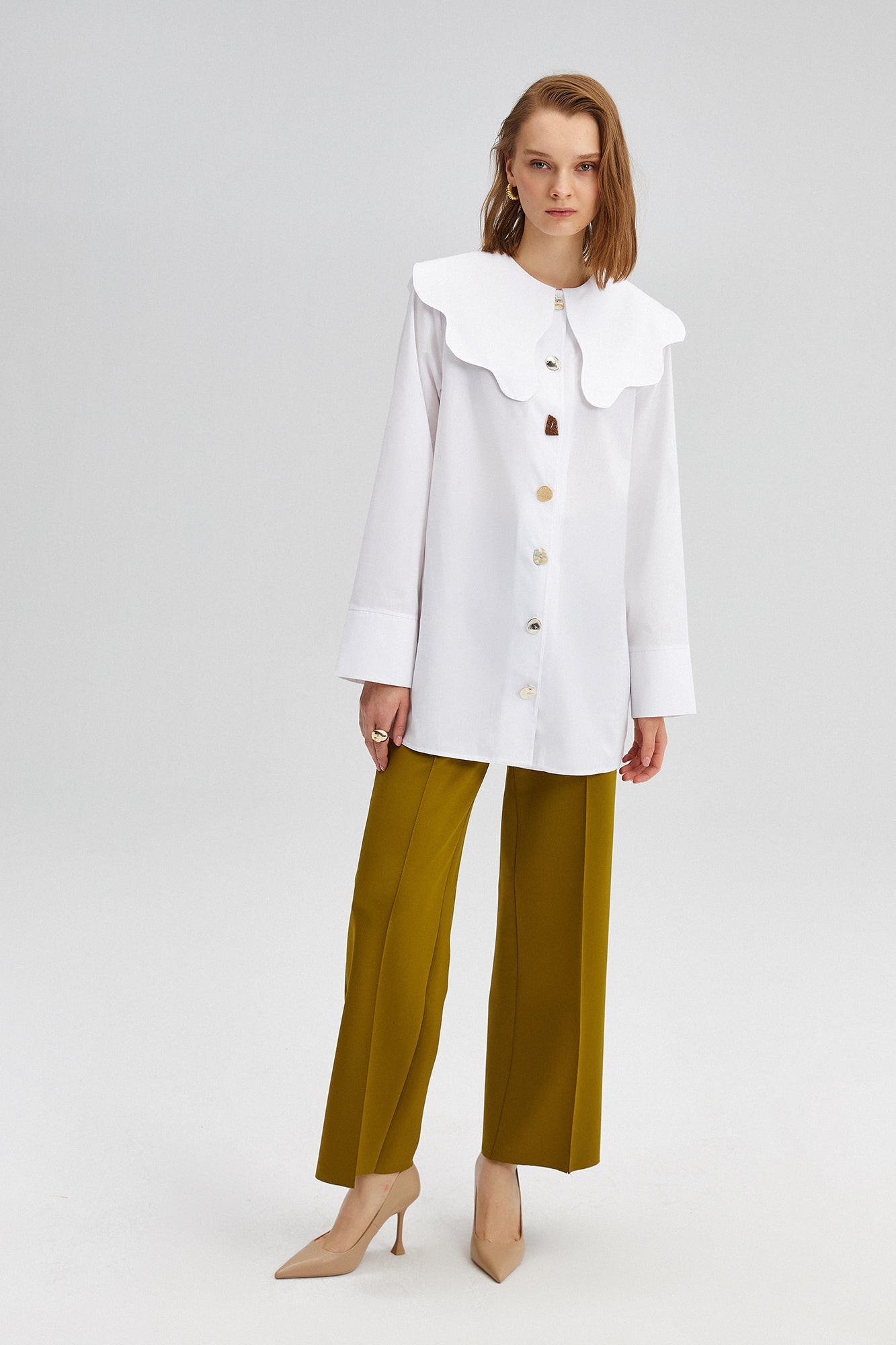 WIDE COLLAR POPLIN SHIRT