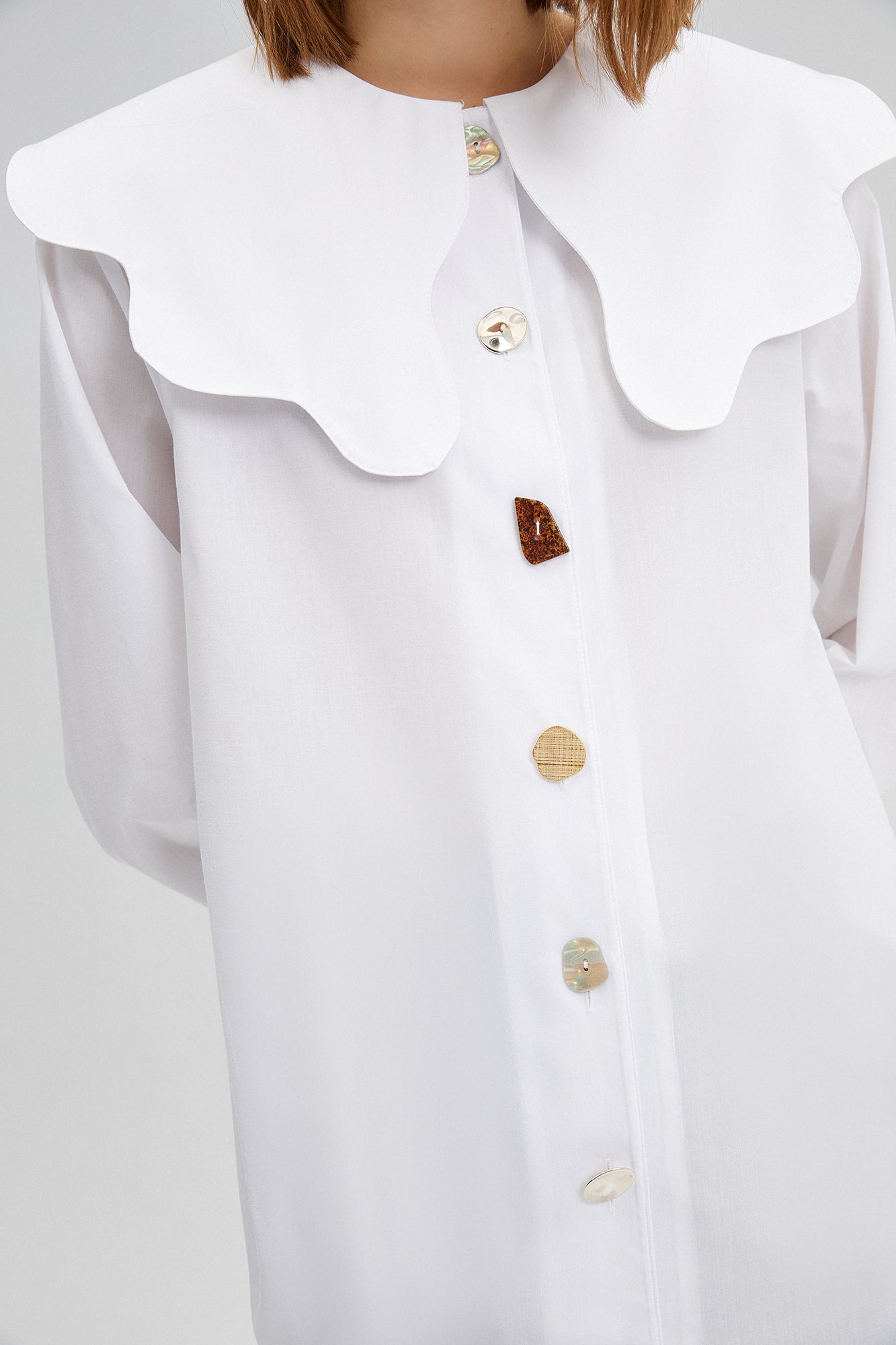 WIDE COLLAR POPLIN SHIRT