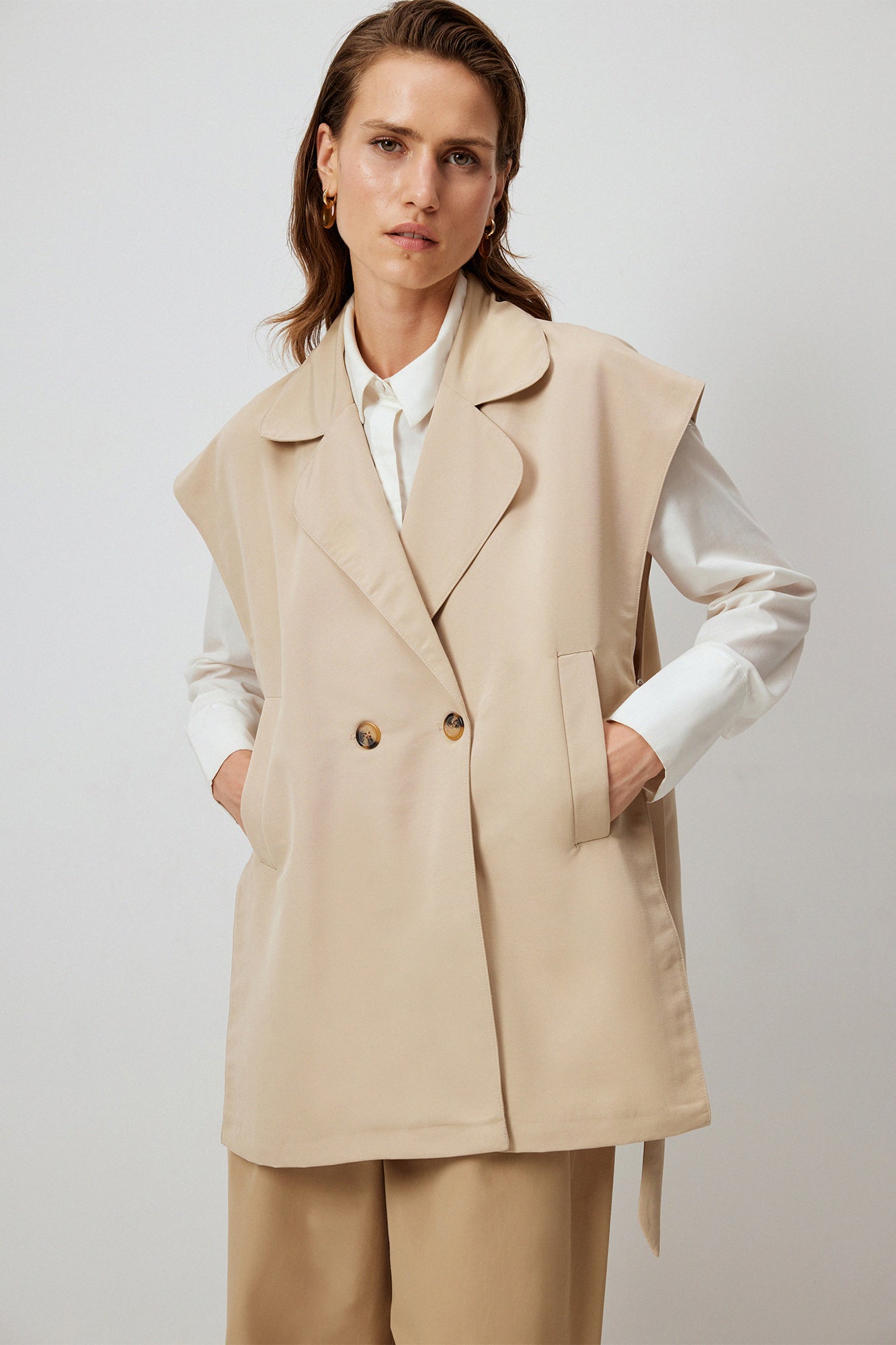 DOUBLE-BREASTED BELTED TRENCH VEST