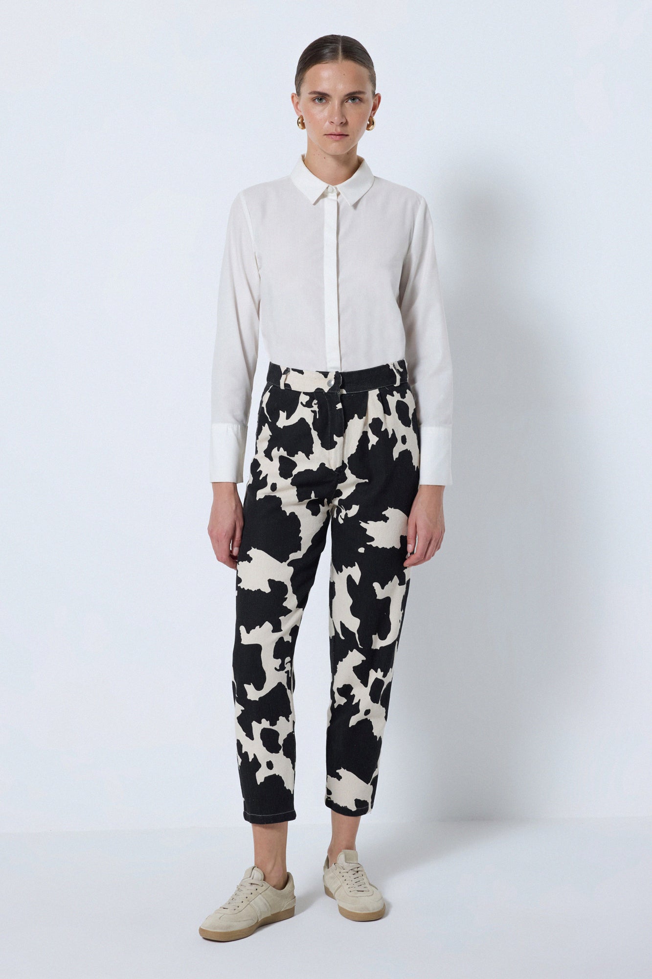 PATTERNED GABARDINE PANTS