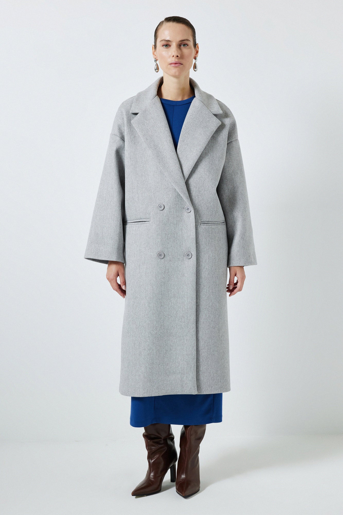 OVERSIZED WOOL COAT