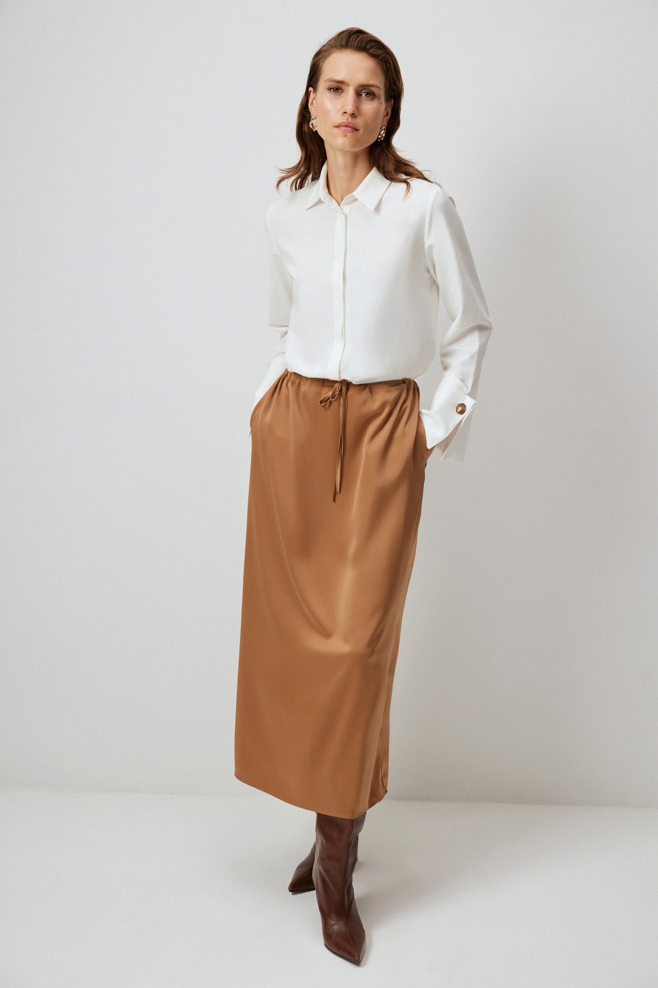 SATIN SKIRT WITH WAIST TIE