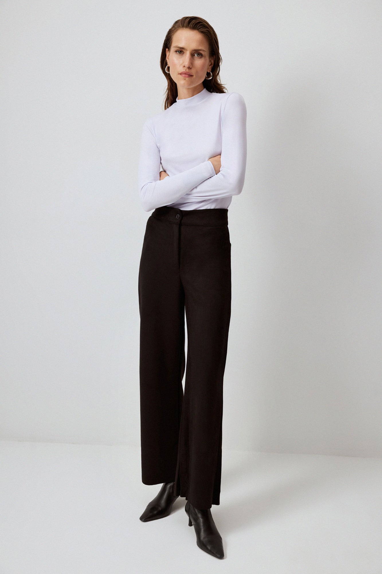 STONE EMBROIDERED SUEDE TROUSER