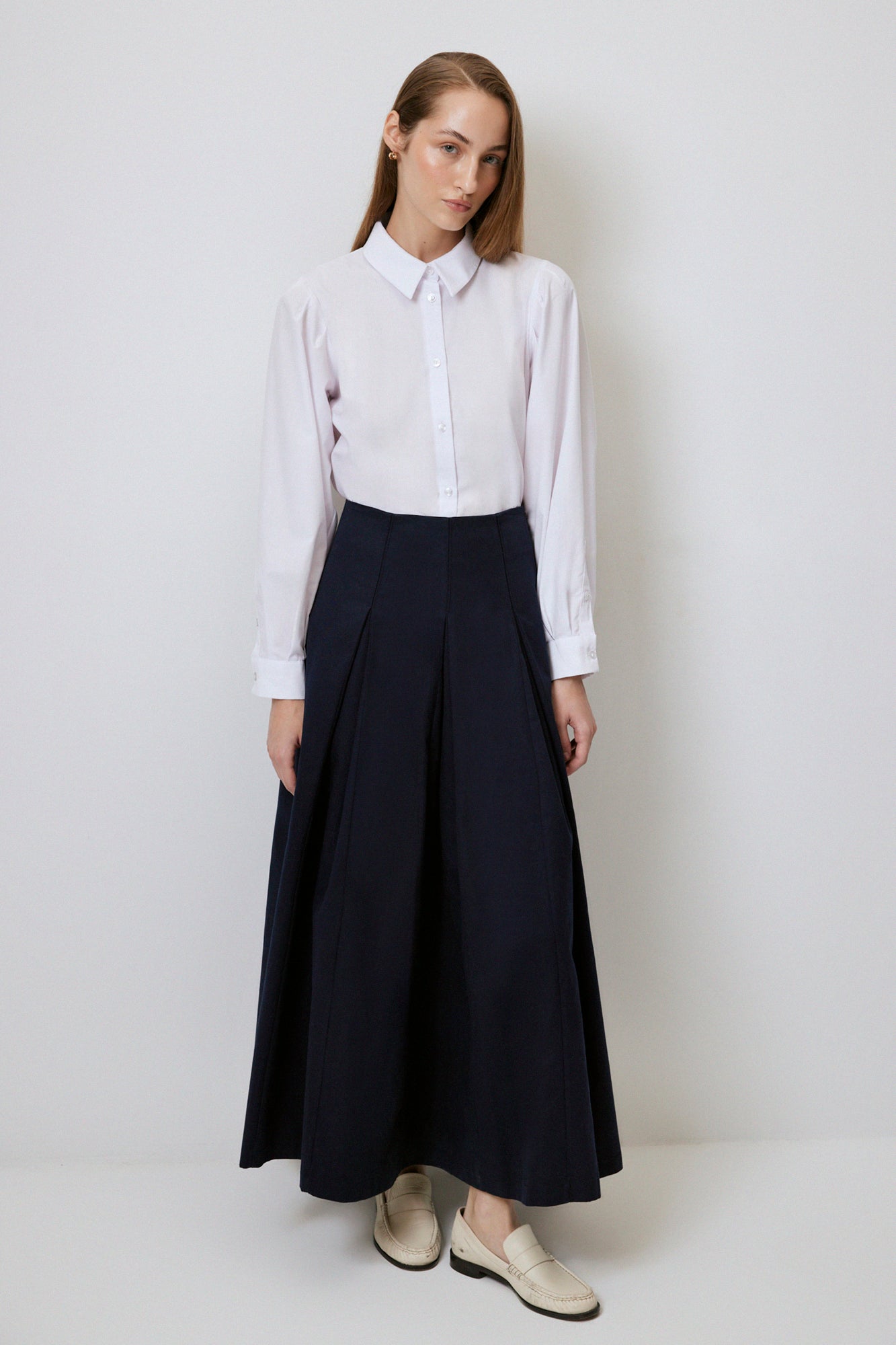 PLEATED GABARDINE SKIRT