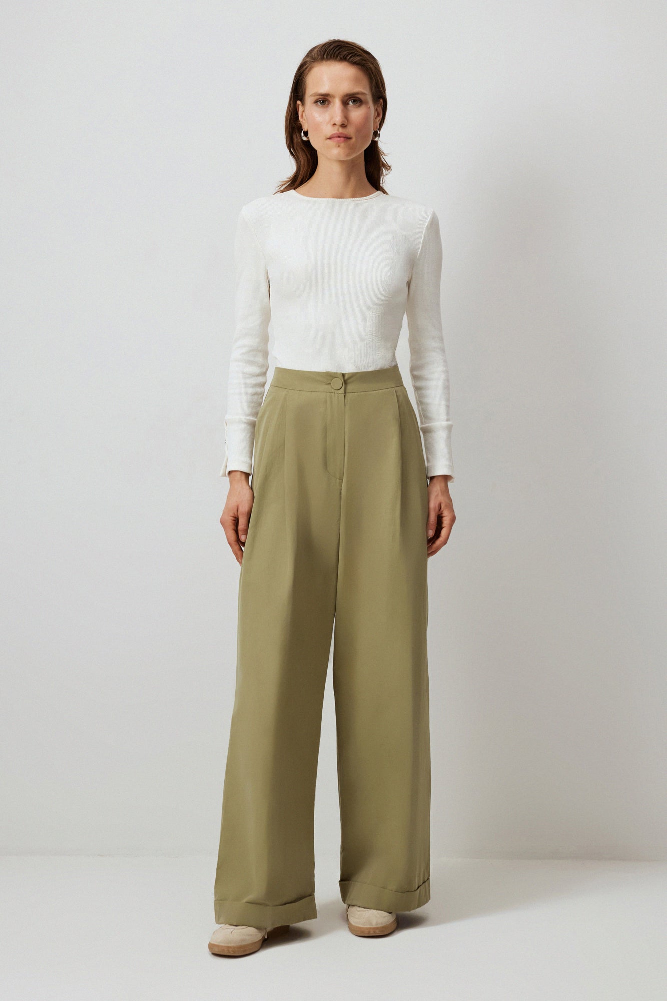 PLEATED RELAX FIT TROUSERS