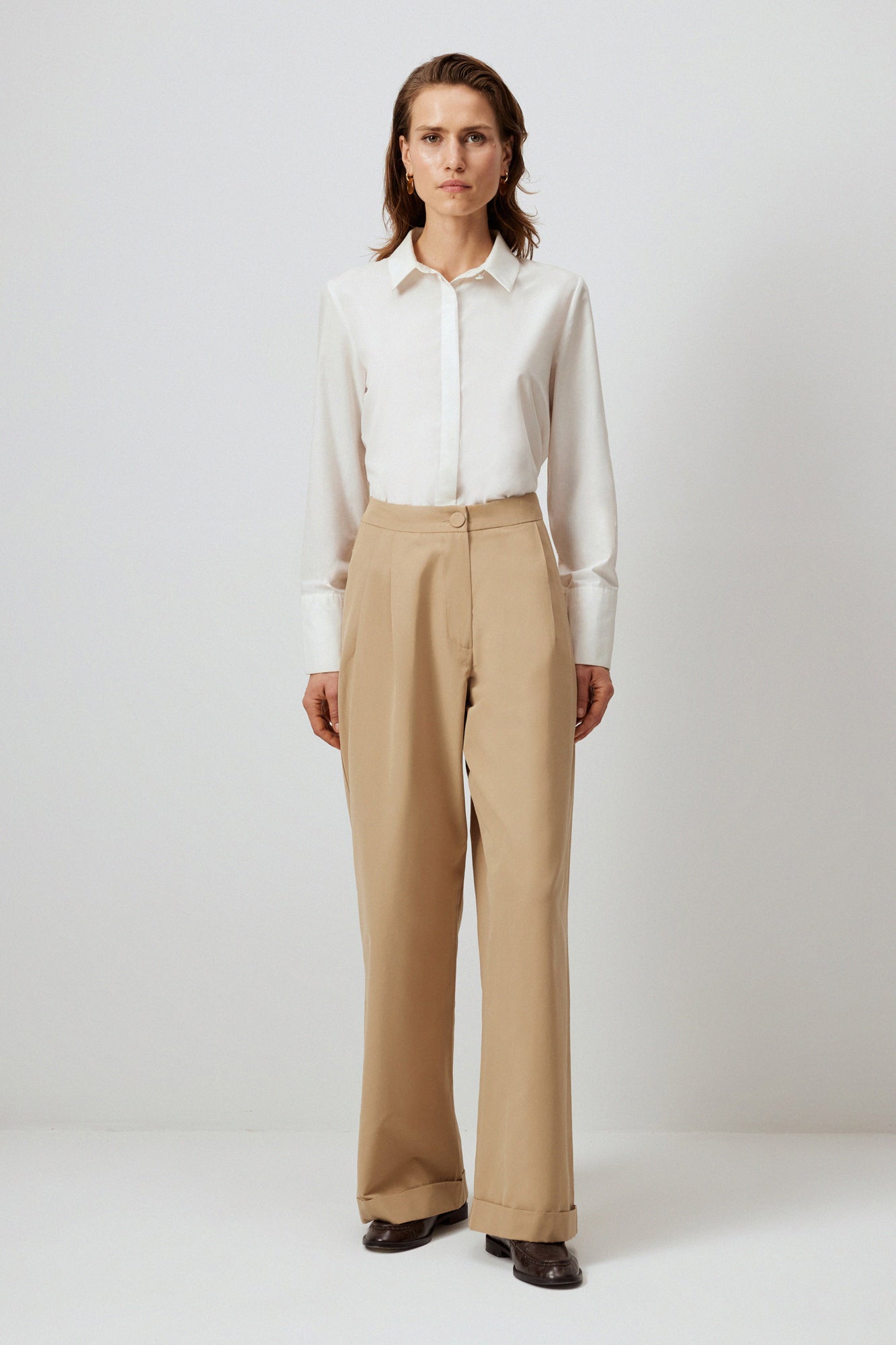 PLEATED RELAX FIT TROUSERS