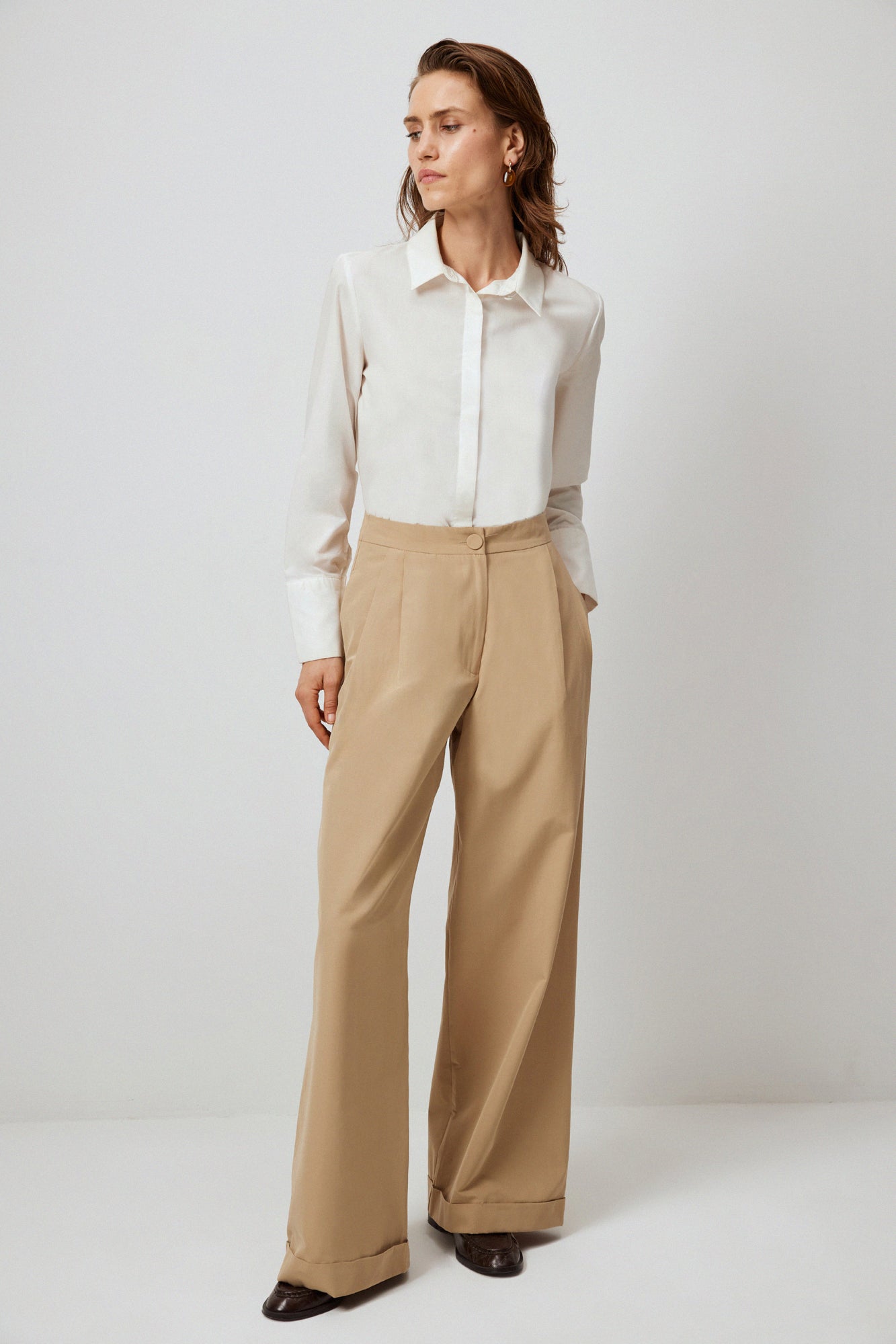 PLEATED RELAX FIT TROUSERS