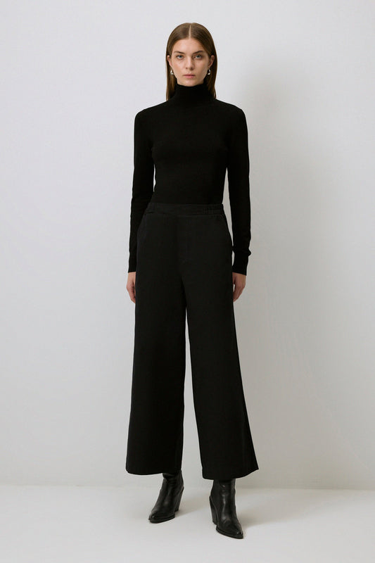 WIDE LEG GABARDINE TROUSERS