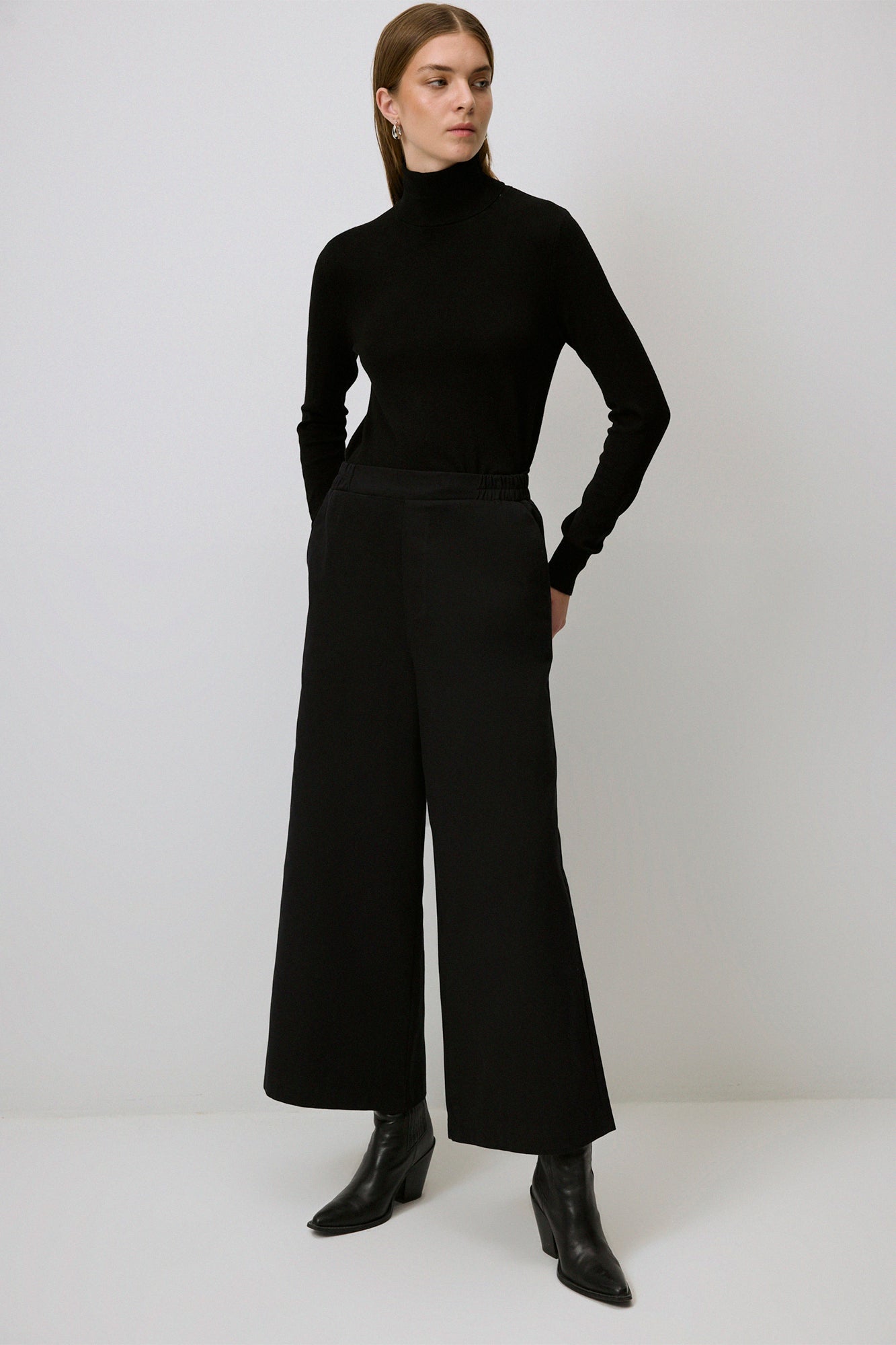 WIDE LEG GABARDINE TROUSERS