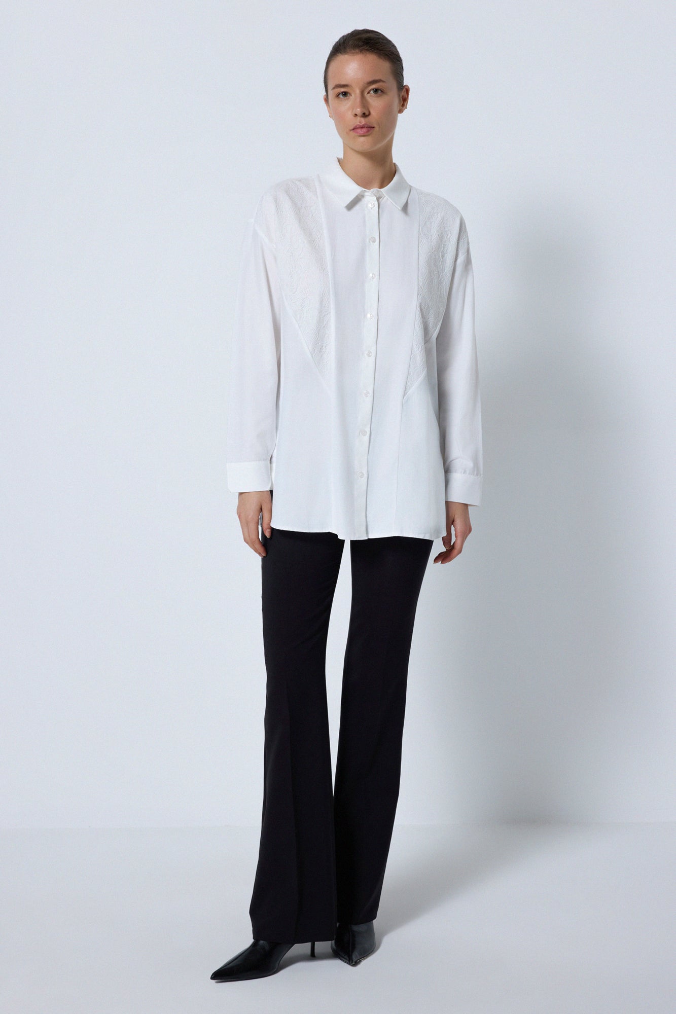 LACE DETAILED POPLIN SHIRT