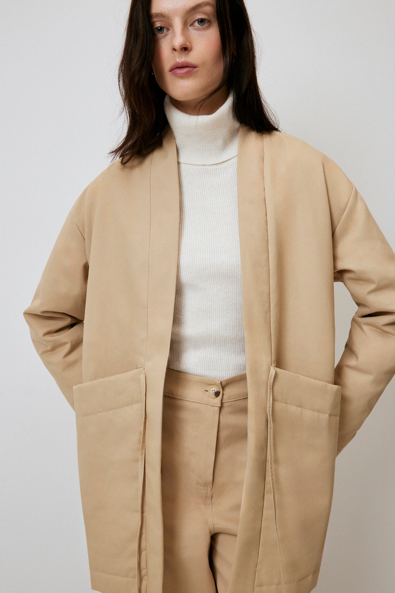 GABARDINE COAT WITH WIDE POCKET