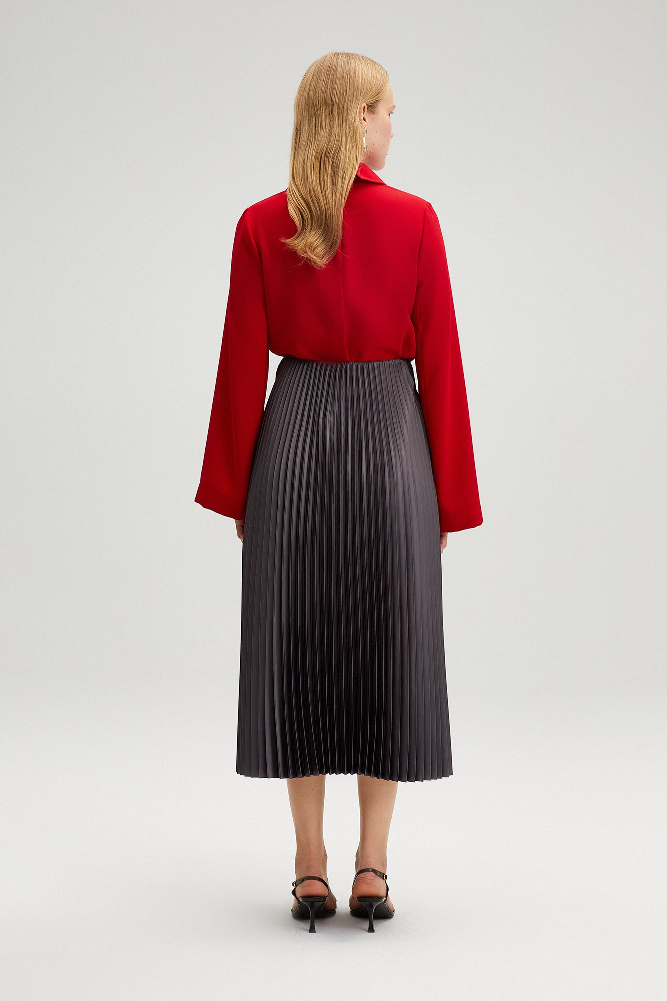 PLEATED SKIRT