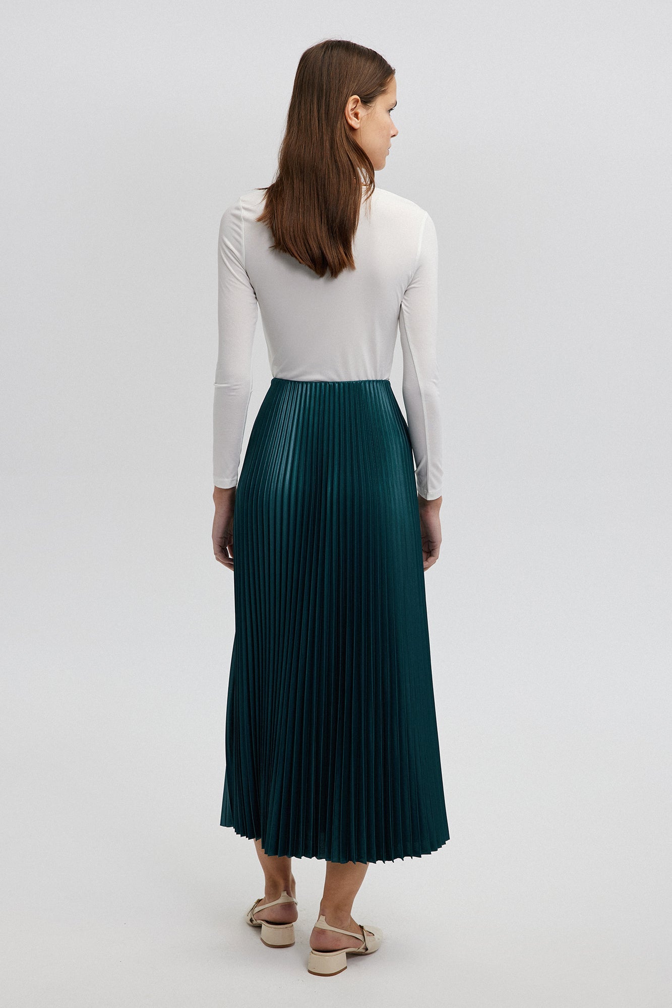 PLEATED SKIRT