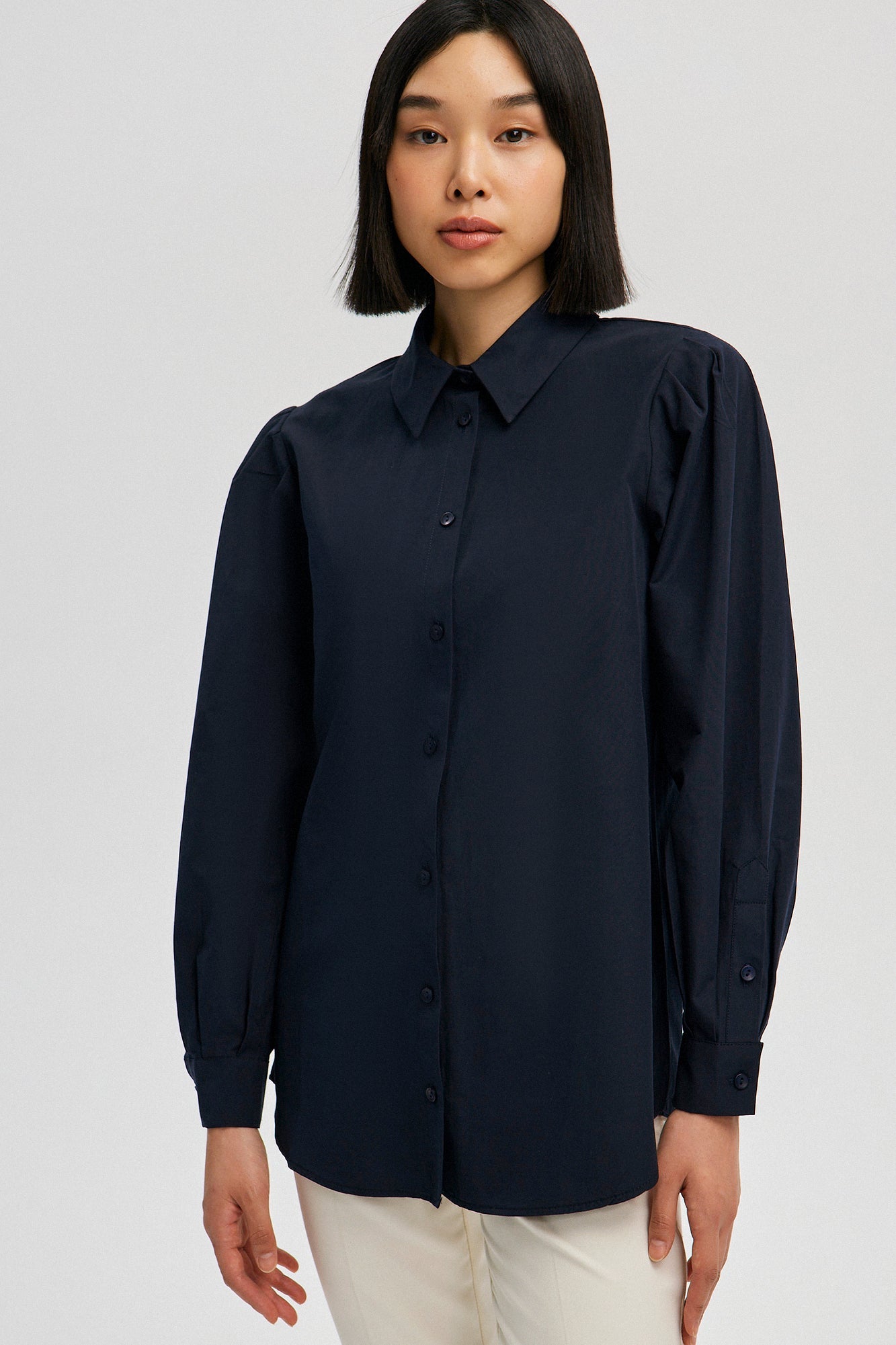 PLEATED SLEEVE DETAILED SHIRT