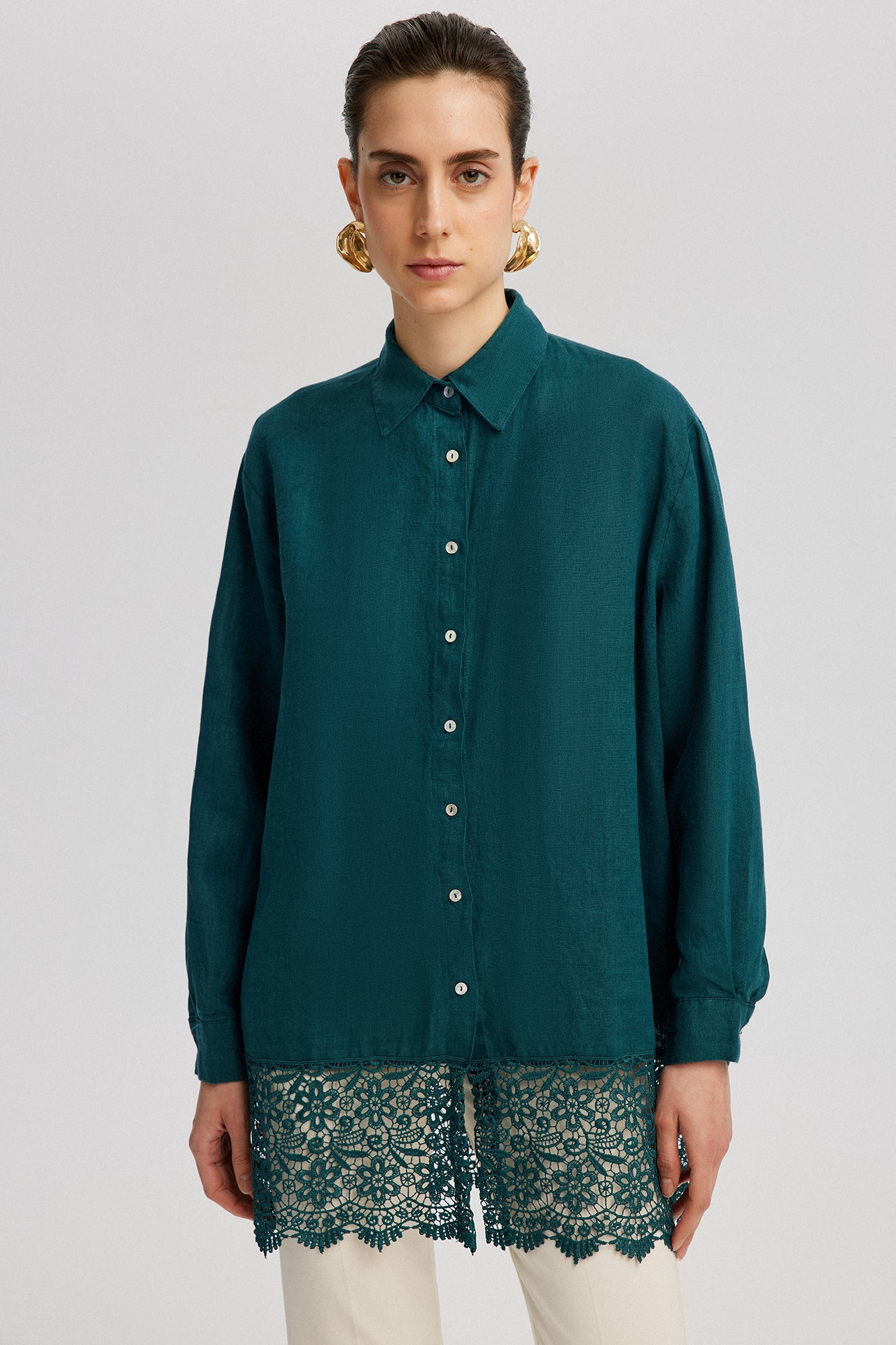 LACE DETAILED %100 LINEN SHIRT