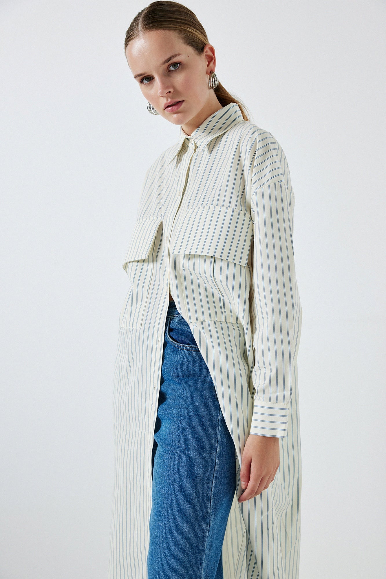 STRIPED LONG SHIRT