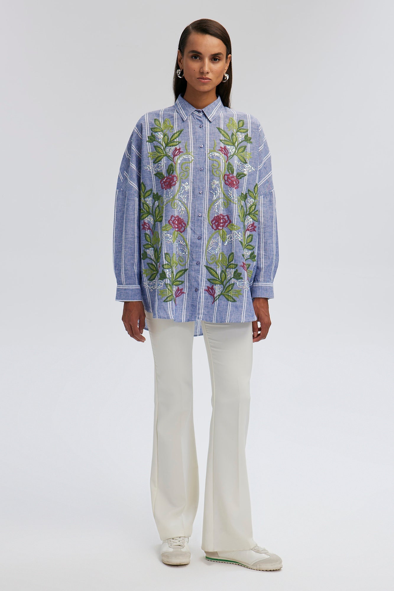 FLORAL EMBROIDERED LINEN TEXTURED SHIRT