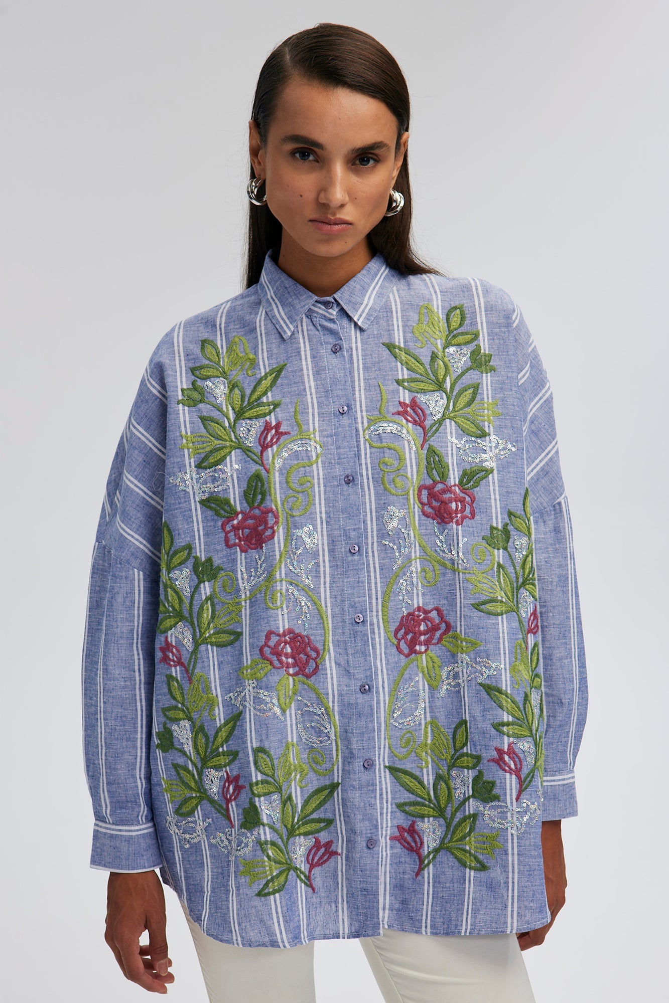 FLORAL EMBROIDERED LINEN TEXTURED SHIRT