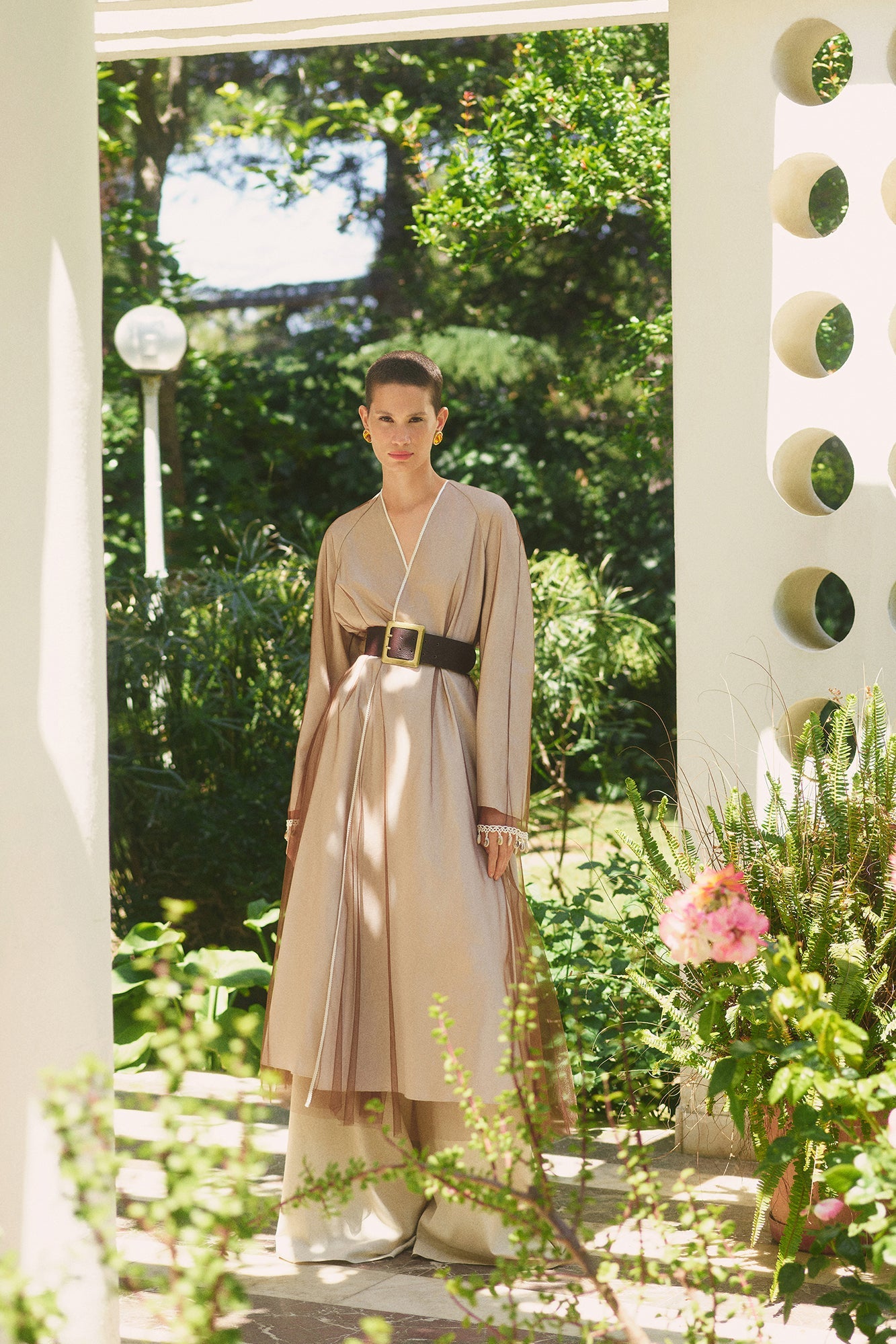 LINEN KIMONO WITH TULLE DETAIL