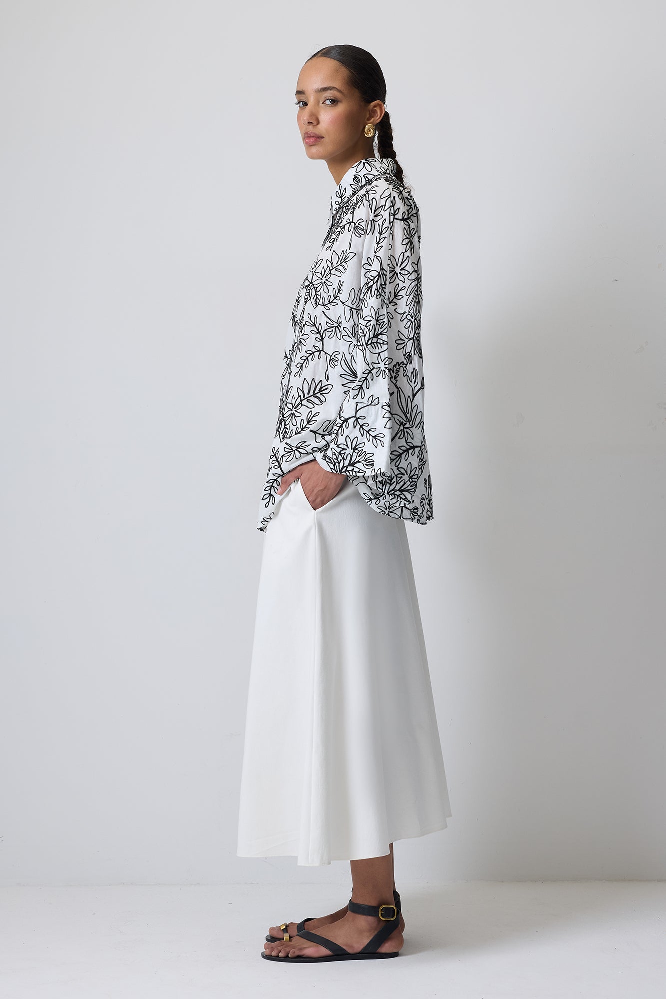 EMBROIDERY DETAIL SHIRT